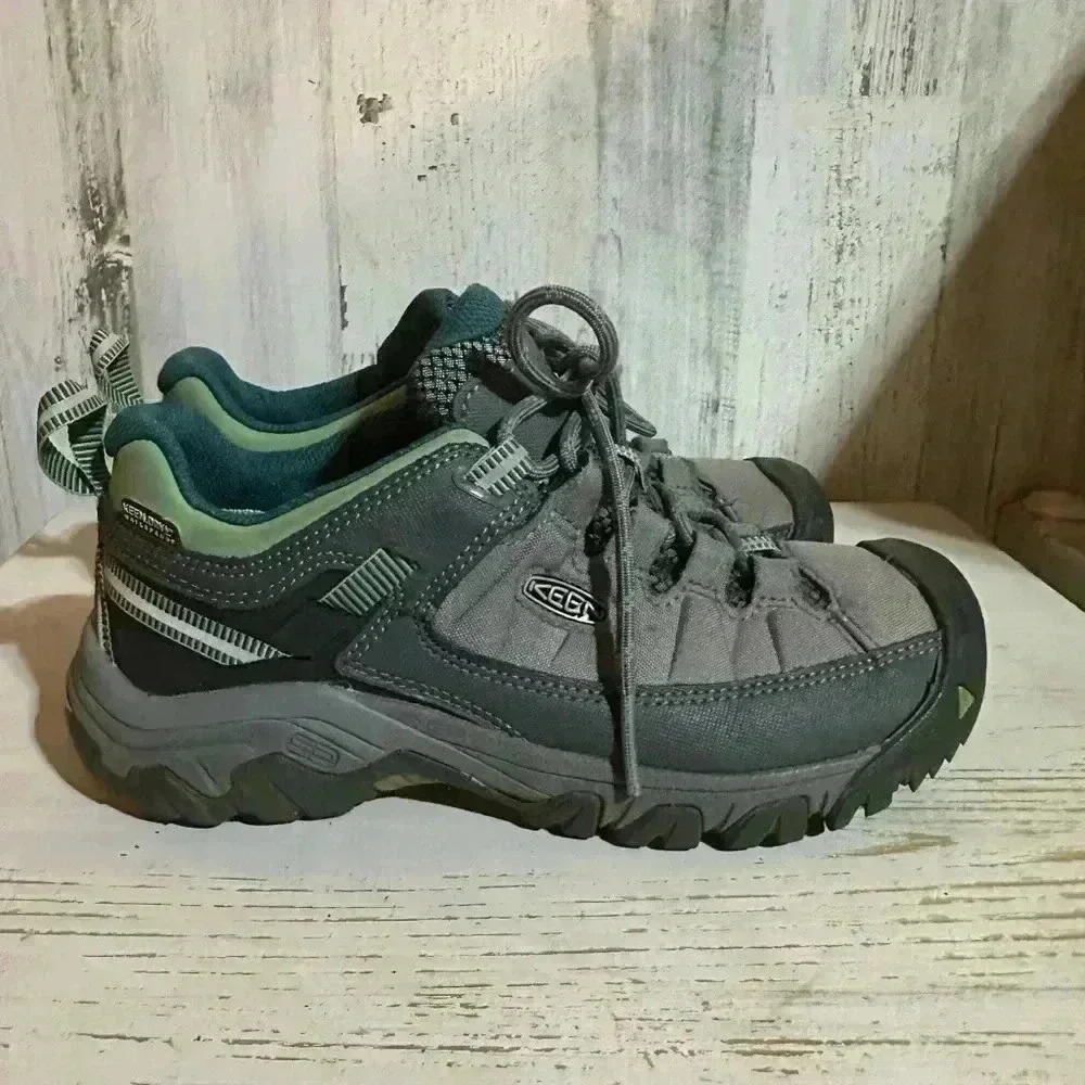 Keen Low Women's Hiking Shoes Size 7 Gray Green American Built WaterProof Flint